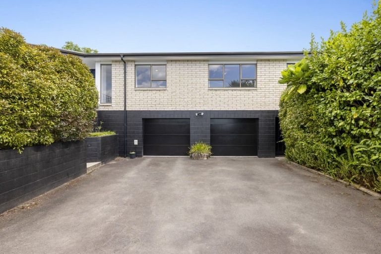 Photo of property in 1 Pamir Place, Welcome Bay, Tauranga, 3112