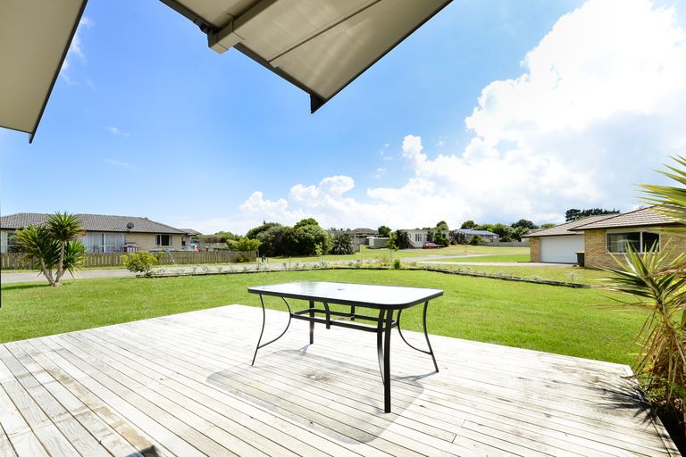 Photo of property in 50 Omana Avenue, Shelly Beach, Helensville, 0874