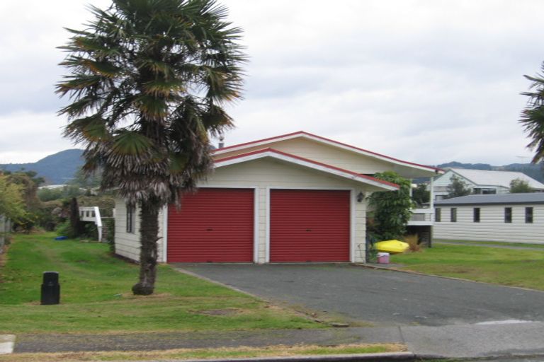 Photo of property in 17 Waimanu Place, Point Wells, Warkworth, 0986