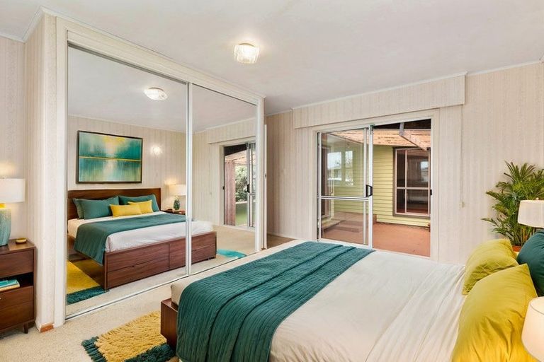 Photo of property in 4 Warren Street, Paparangi, Wellington, 6037