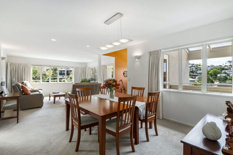 Photo of property in 38 Saddleback Rise, Murrays Bay, Auckland, 0630