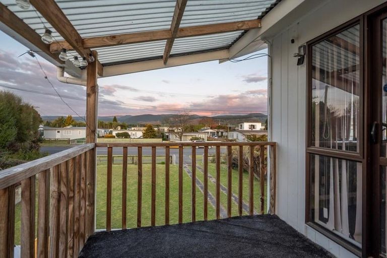 Photo of property in 105 Rangatira Drive, Mangakino, 3421