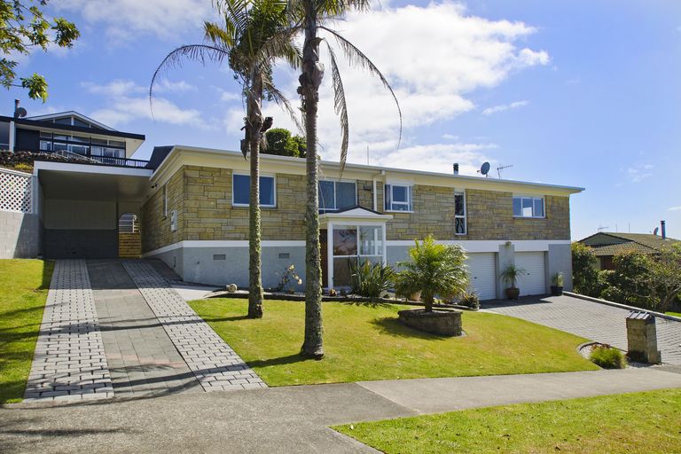 Photo of property in 212 Fairway Drive, Te Kamo, Whangarei, 0112