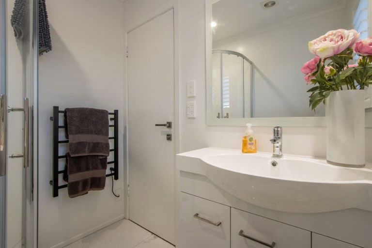 Photo of property in 4 Sandleigh Drive, Athenree, Katikati, 3177