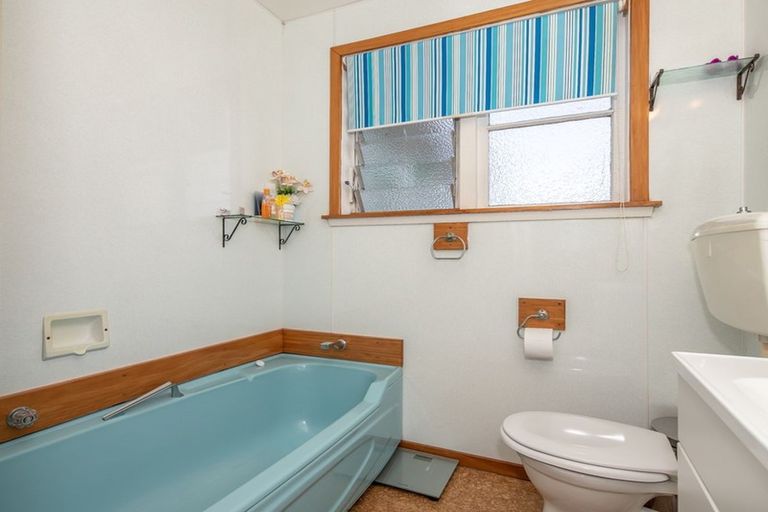 Photo of property in 253 Palmerston Street, Westport, 7825