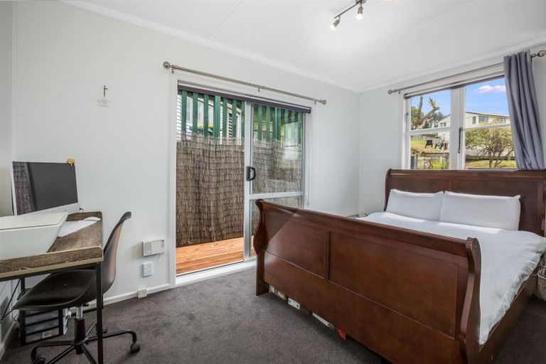 Photo of property in 18 Waiho Terrace, Elsdon, Porirua, 5022