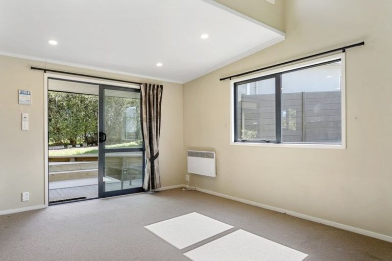 Photo of property in 127 Taupo View Road, Taupo, 3330