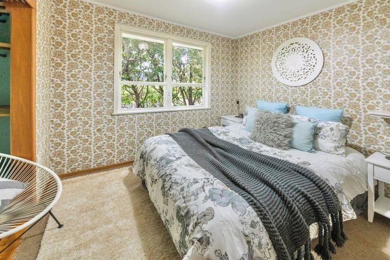 Photo of property in 12 Lenox Grove, Johnsonville, Wellington, 6037