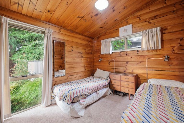 Photo of property in 4 Irwin Place, Kinloch, Taupo, 3377