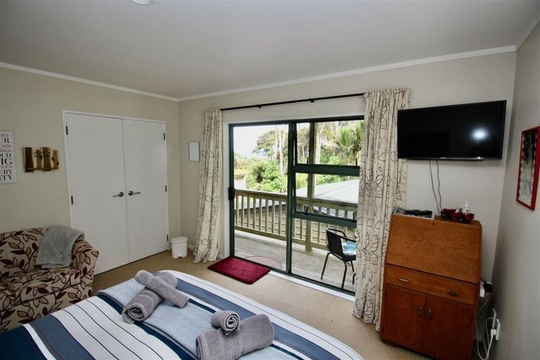 Photo of property in 41 Tarapatiki Drive, Whitianga, 3510