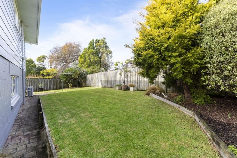 Photo of property in 3 Sea View Terrace, Cockle Bay, Auckland, 2014