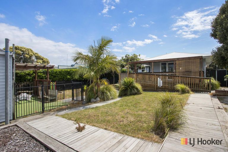 Photo of property in 44 Dillon Street, Waihi Beach, 3611