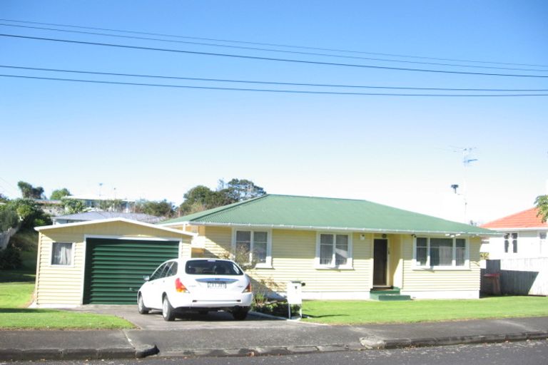 Photo of property in 4 Kay Road, Manurewa, Auckland, 2102