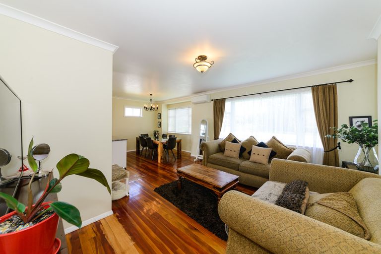Photo of property in 89 Churchill Avenue, Hokowhitu, Palmerston North, 4410