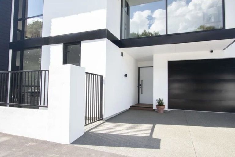 Photo of property in 13 Mona Square, Ashburton, 7700