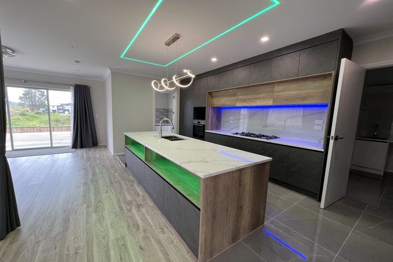 Photo of property in 11 Makau Road, Flat Bush, Auckland, 2019