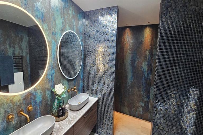 Photo of property in 8 Lagoon Way, Omaha, 0986