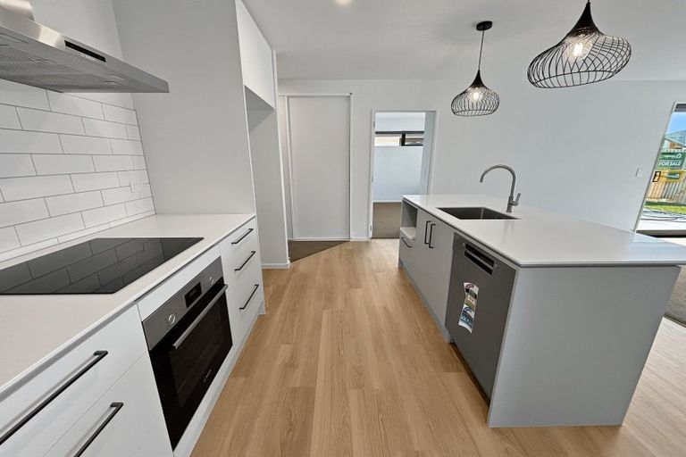 Photo of property in 13 Comer Street, Halswell, Christchurch, 8025