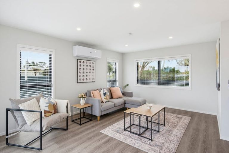 Photo of property in 158 Weraroa Road, Levin, 5510