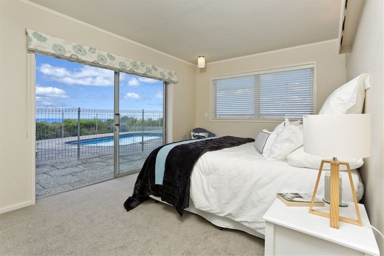 Photo of property in 1/134 Arran Road, Browns Bay, Auckland, 0630