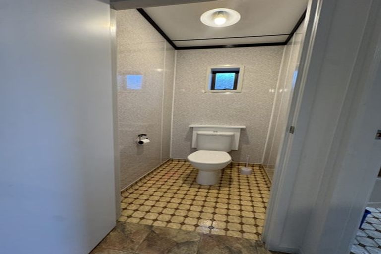 Photo of property in 11 Takanini Road, Takanini, 2112