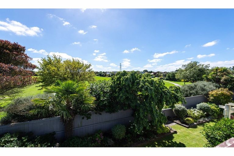 Photo of property in 12 Chilwell Place, Halswell, Christchurch, 8025