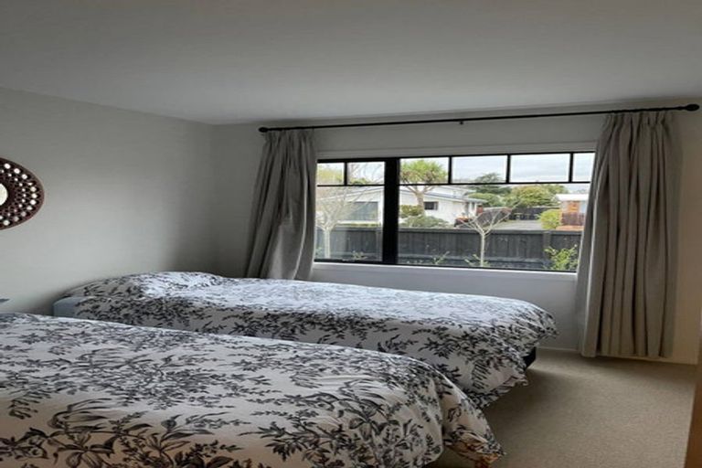 Photo of property in 67 Nortons Road, Avonhead, Christchurch, 8042
