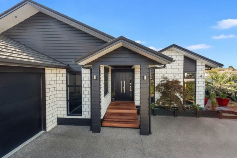 Photo of property in 16 Rigg Place, Flagstaff, Hamilton, 3210