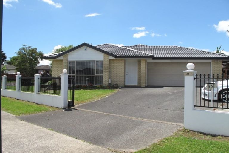 Photo of property in 25 Foxlaw Street, Randwick Park, Auckland, 2105