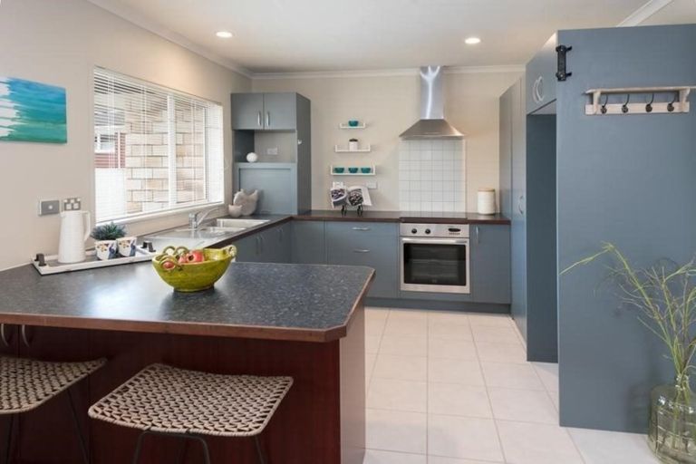 Photo of property in 20a Gibraltar Street, Howick, Auckland, 2014