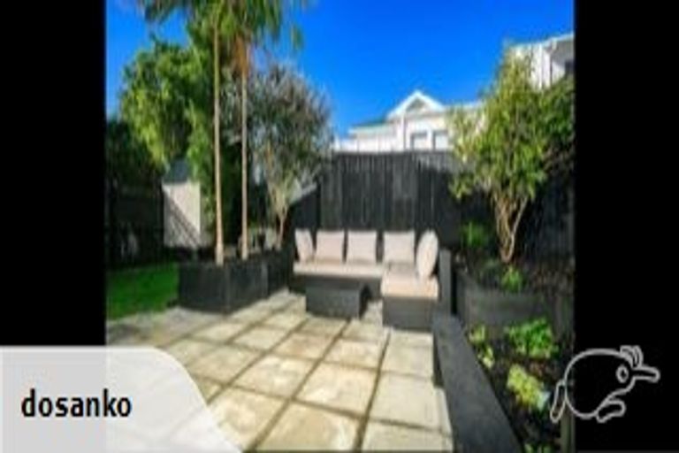 Photo of property in 1/1 Sanders Avenue, Takapuna, Auckland, 0622