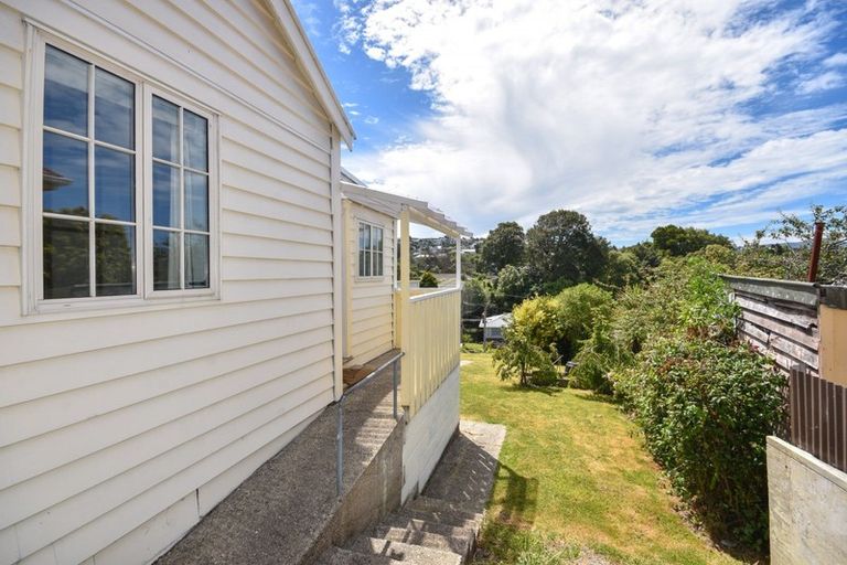 Photo of property in 32 Meadow Street, Mornington, Dunedin, 9011
