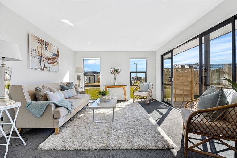 Photo of property in 6 Dalness Crescent, Halswell, Christchurch, 8025