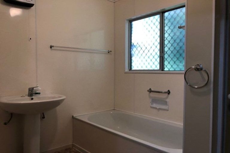 Photo of property in 87 Mulberry Street, Normandale, Lower Hutt, 5010