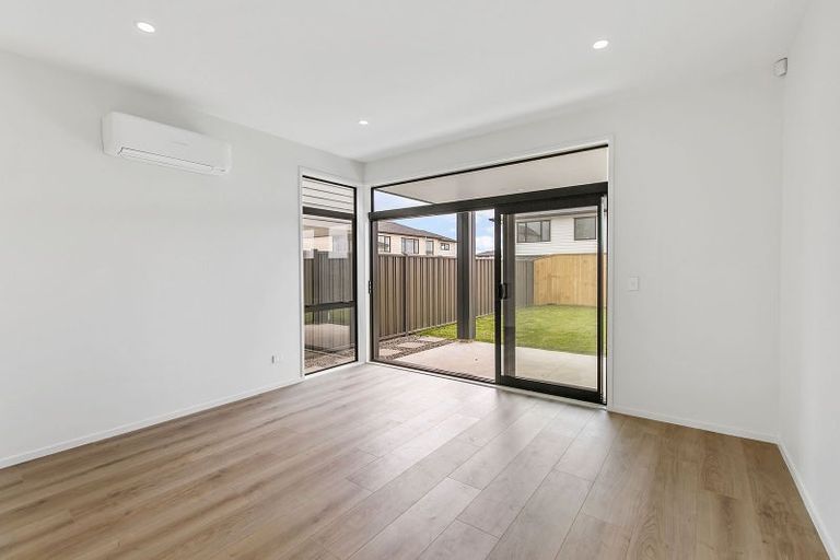 Photo of property in 15 Horomia Road, Karaka, Papakura, 2113