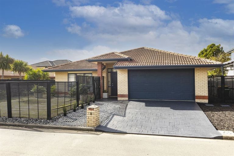 Photo of property in 35 Eastwood Rise, Waimairi Beach, Christchurch, 8083