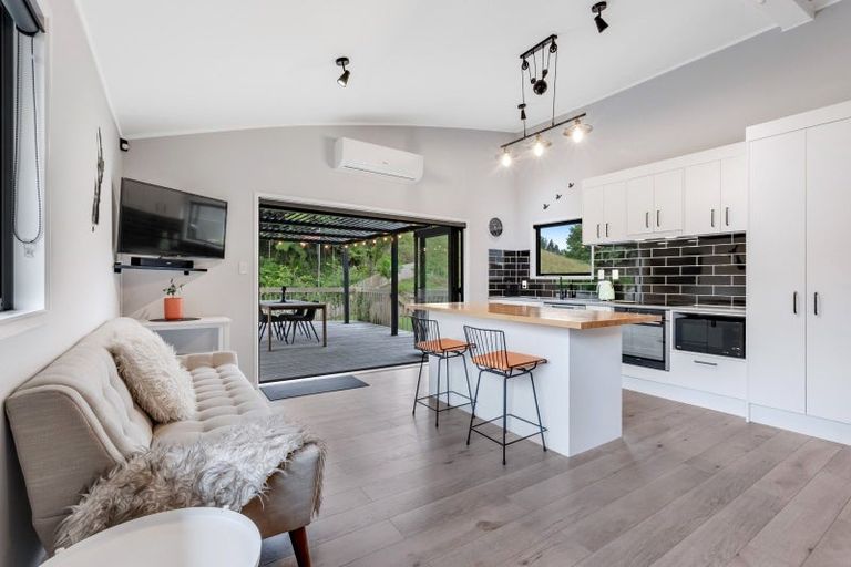 Photo of property in 1468 Alfriston Road, Alfriston, Manurewa, 2576