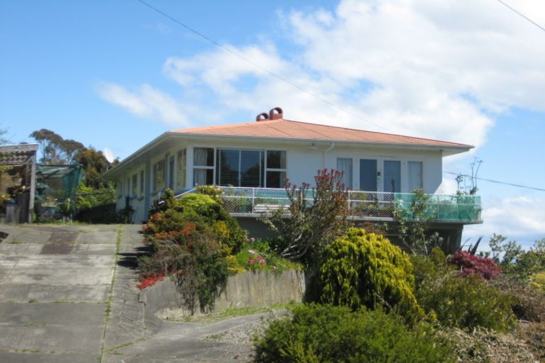 Photo of property in 14 Tui Glen Road, Atawhai, Nelson, 7010