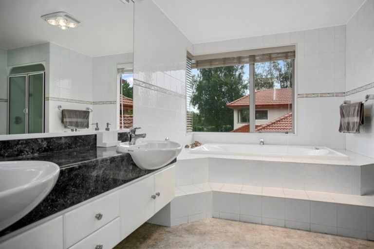 Photo of property in 2/105 Peake Road, Cambridge, 3493