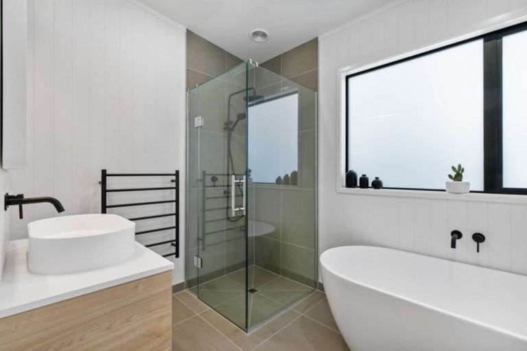 Photo of property in 14 Pimelea Street, Papamoa Beach, Papamoa, 3118