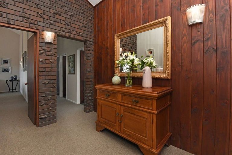 Photo of property in 363 Pakura Street, Te Awamutu, 3800