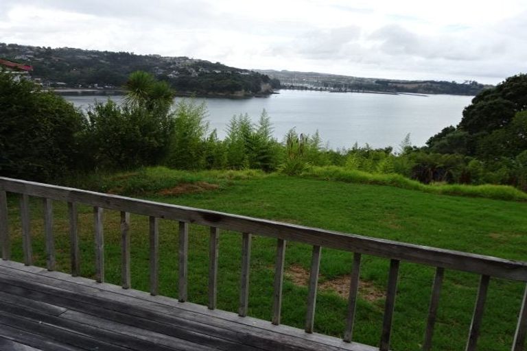 Photo of property in 83 Tiri Road, Tindalls Beach, Whangaparaoa, 0930