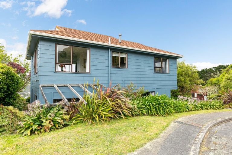 Photo of property in 21 Admiralty Street, Crofton Downs, Wellington, 6035