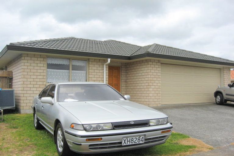 Photo of property in 28 Scotts Field Drive, Takanini, 2112