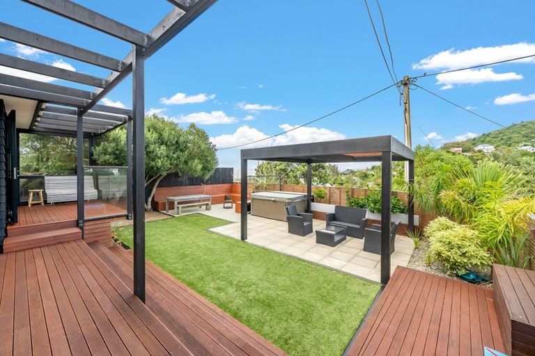 Photo of property in 47 Normandale Road, Normandale, Lower Hutt, 5010