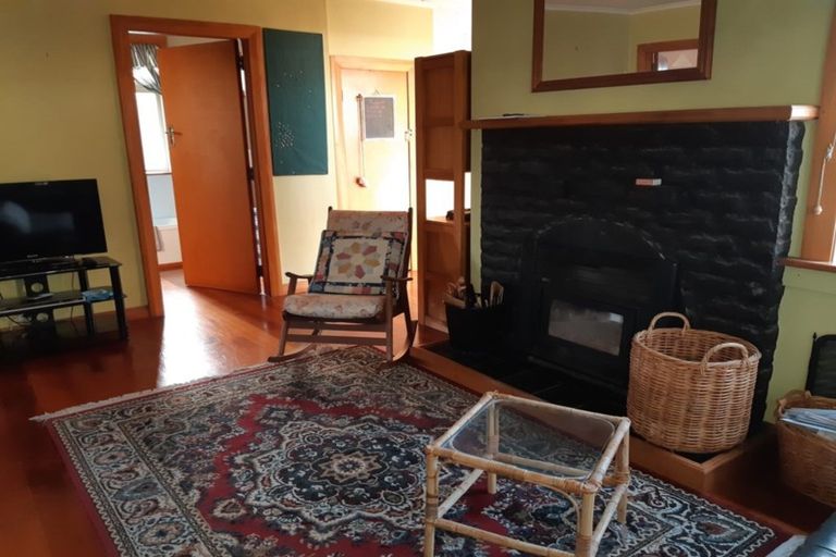 Photo of property in 40 Costley Street, Carterton, 5713