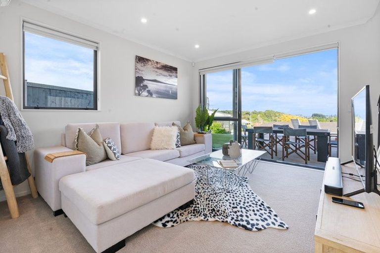 Photo of property in 68 Matairangi Avenue, Totara Heights, Auckland, 2105