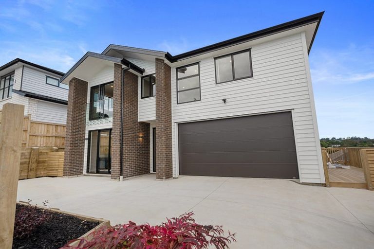 Photo of property in 8 Lumber Rise, Swanson, Auckland, 0614