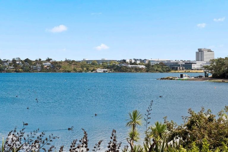 Photo of property in 9 Eric Price Avenue, Takapuna, Auckland, 0620