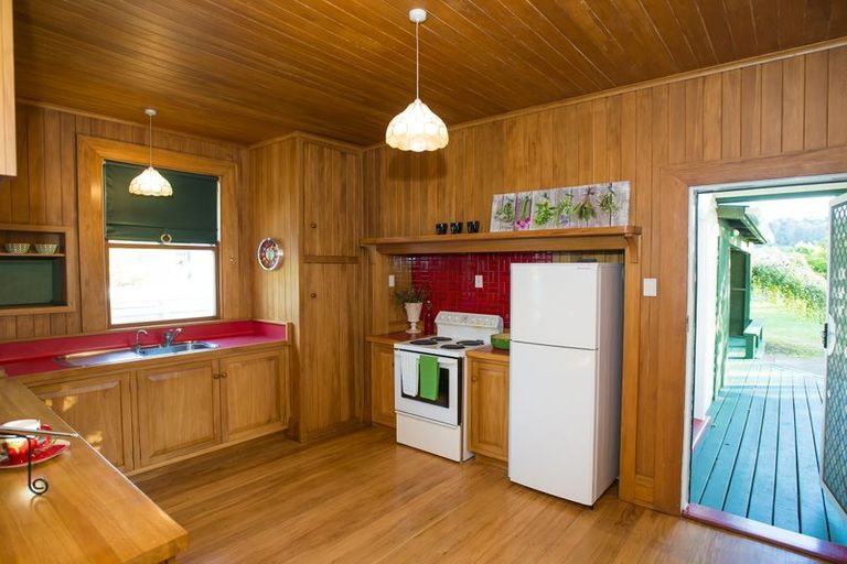 Photo of property in 13 Iranui Road, Inner Kaiti, Gisborne, 4010
